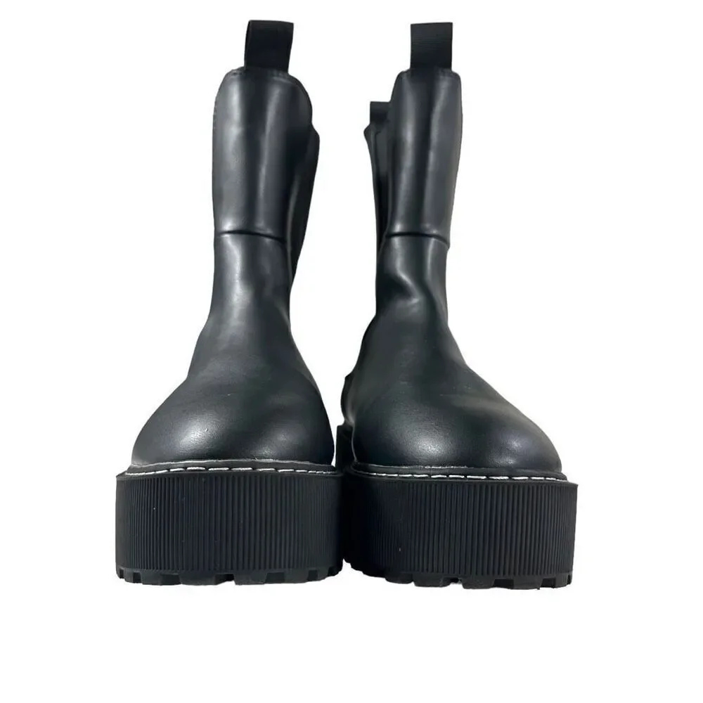 Divided by H&M Women’s Platform Chelsea Boots